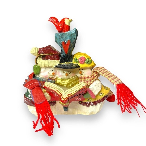 Kurt Adler Snowtown Figurine Snowfolk Loving Couple & Kid Snowmen - Picture 3 of 13